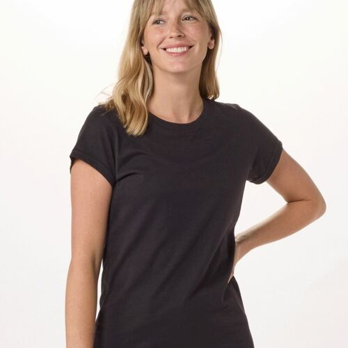 Women's Essential T-shirt Thumbnail
